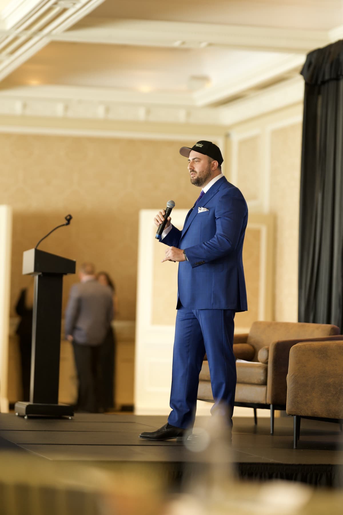 Michael Steinberg on stage at a previous Billionaire Buyers Club event.